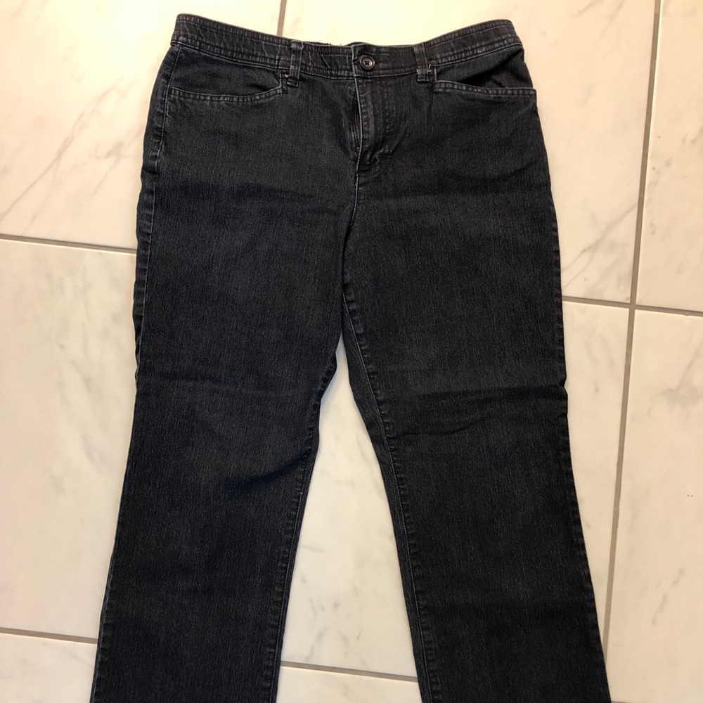 Gloria Vanderbilt Straight Jeans
